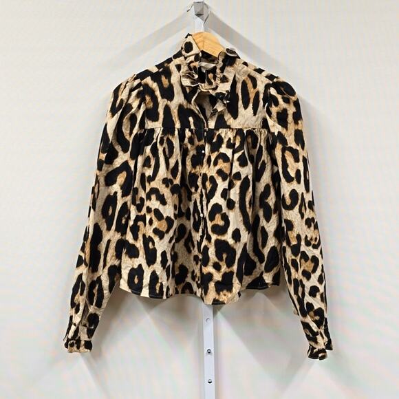 H&M Tops - H&M Animal Print Romance Cotton Top Puff Shoulders